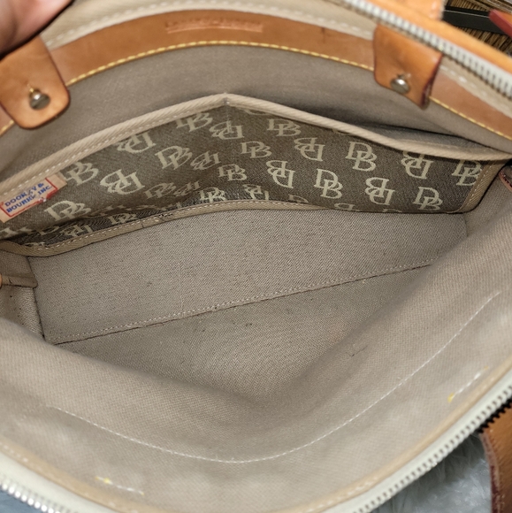 Vintage Dooney & Bourke - Picture 4 of 11